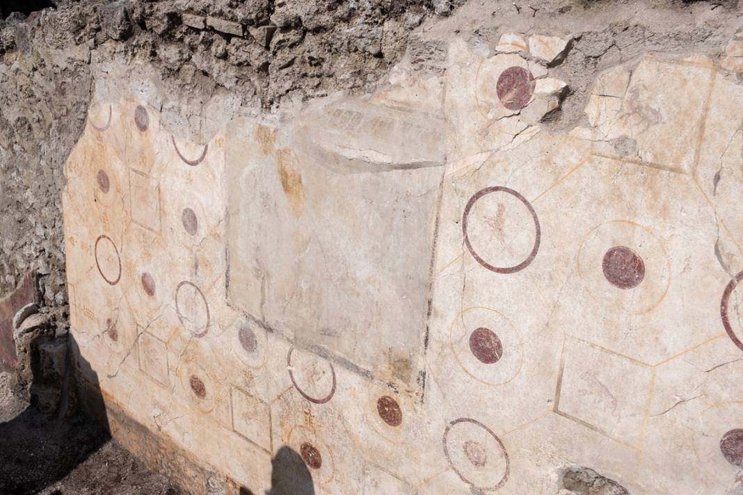 15 dakikada yeryüzünden silinen Pompei'de yeni keşif: Fırına sığınmışlar... 42